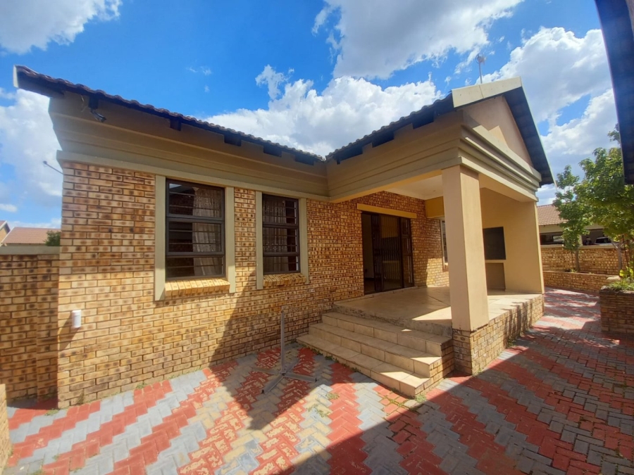 3 Bedroom Property for Sale in Shellyvale Free State